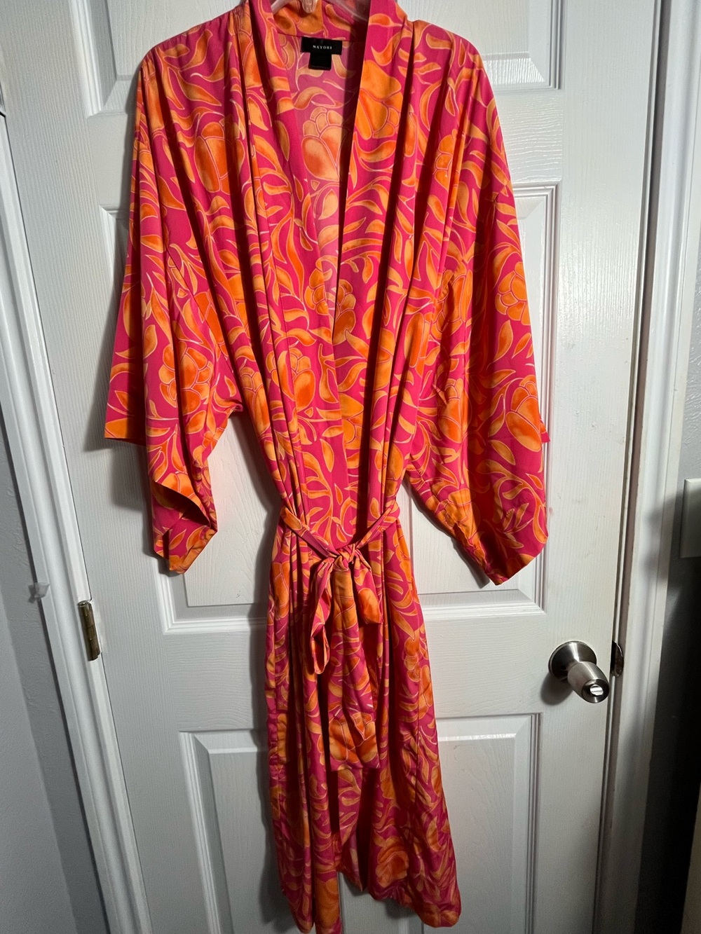 Natori Pink & Orange Floral Satin Robe L